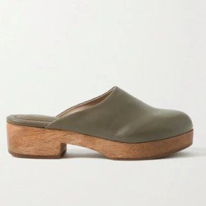 Porte & Paire + Frankie Shop Leather Clogs - Green